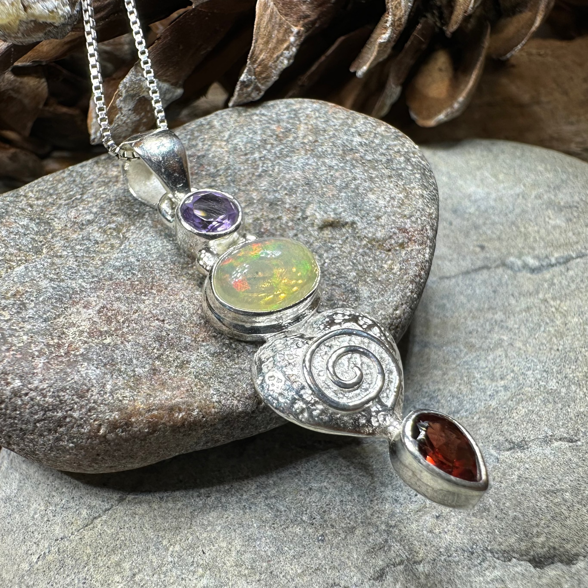 Jainse Celtic Heart Necklace — view 3