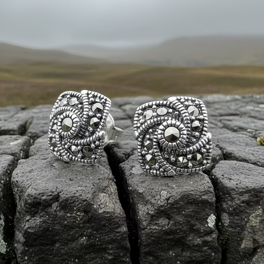 Kalyna Celtic Post Earrings