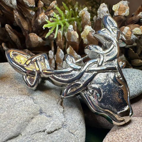 Load image into Gallery viewer, Celtic Tradition Stag Brooch
