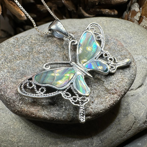 Load image into Gallery viewer, Adeliza Butterfly Necklace
