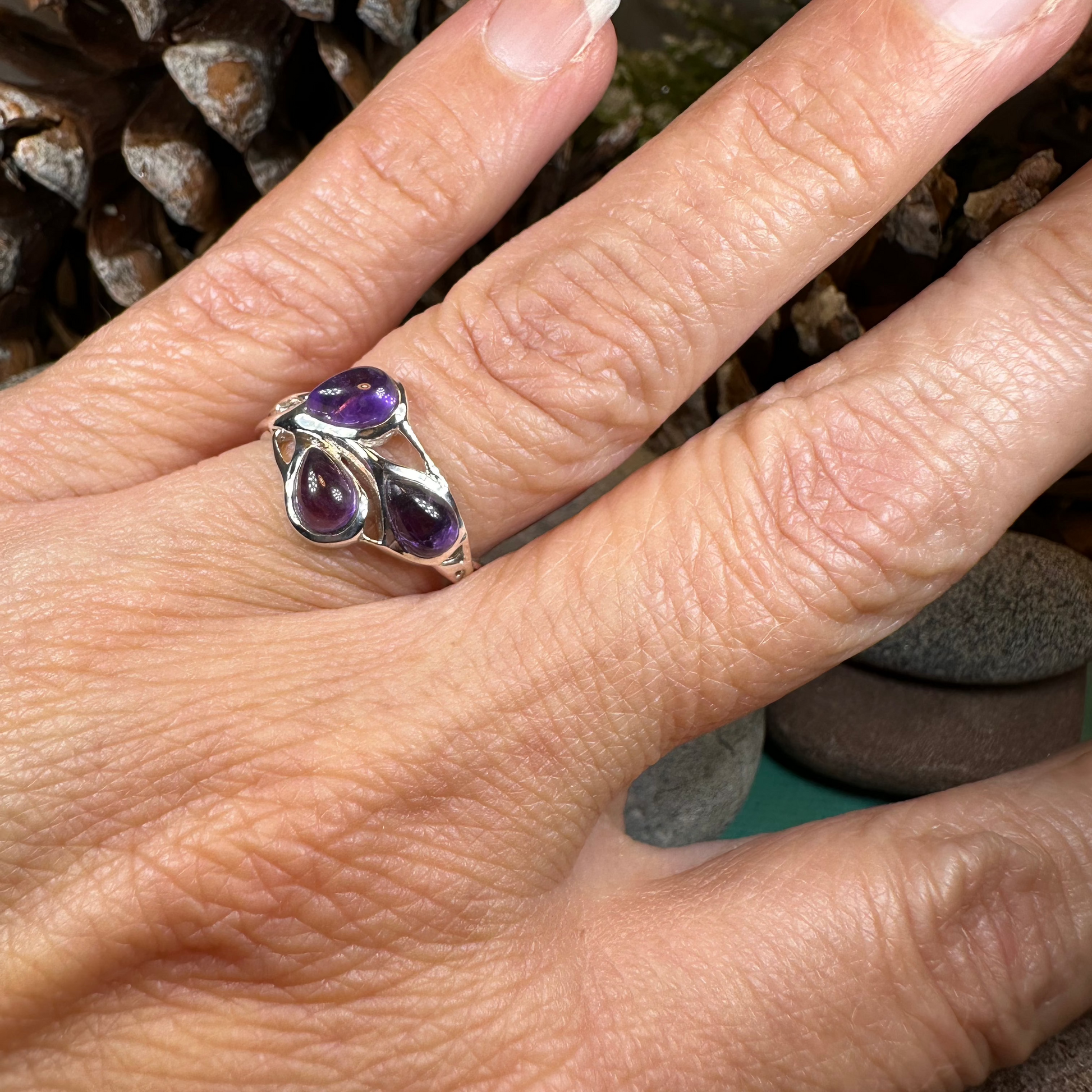 Celtic Love Knot Ring — view 2
