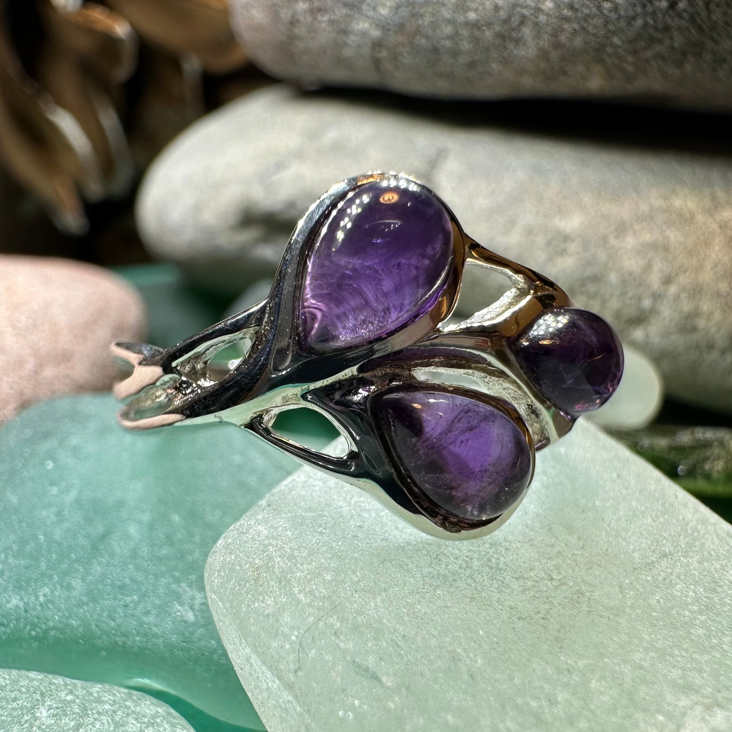 Celtic Love Knot Ring in sterling silver