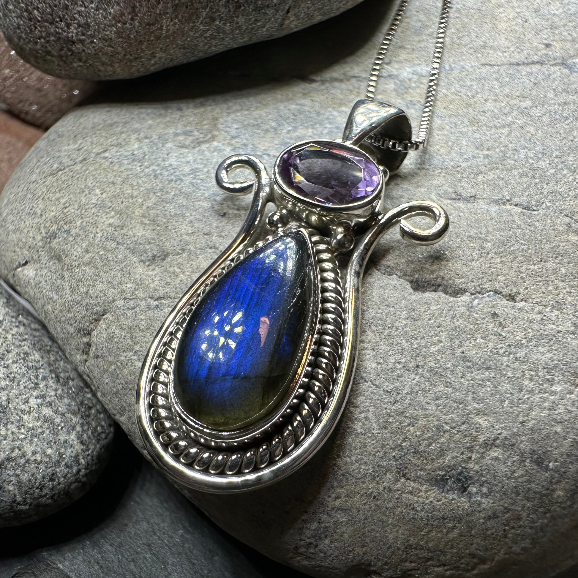 Romilly Labradorite Necklace — view 7