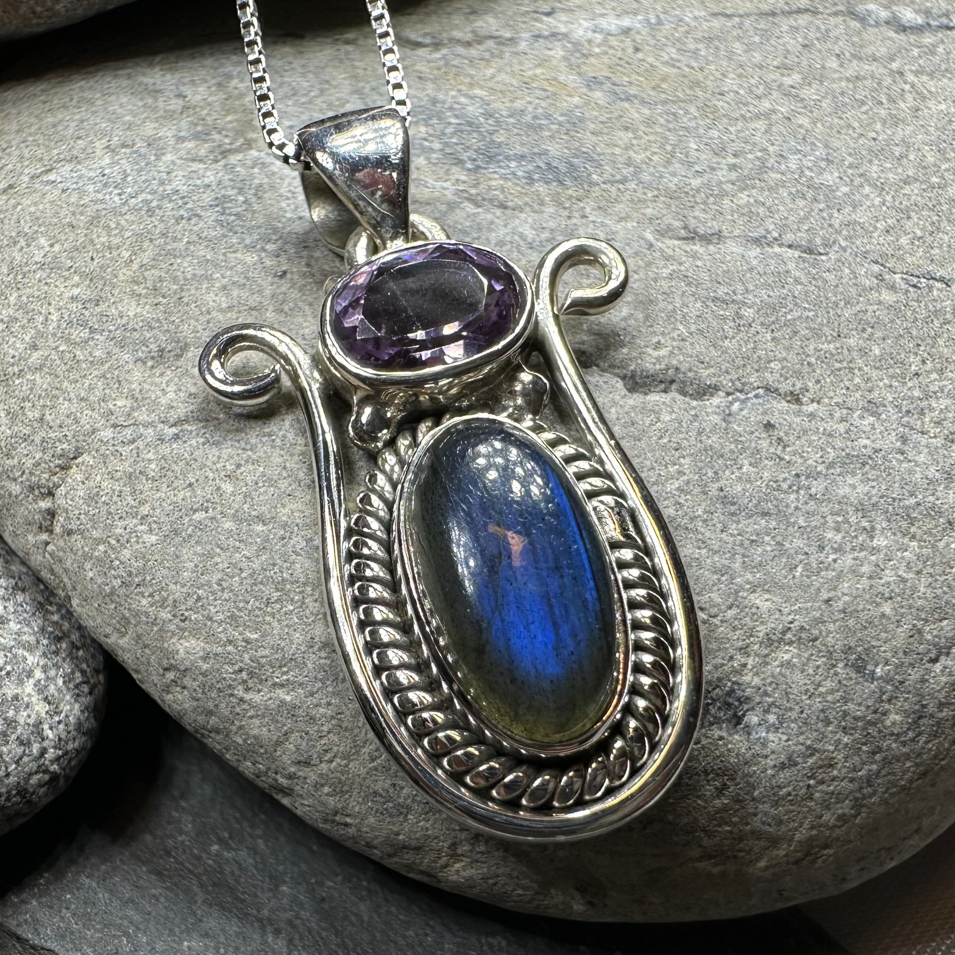 Romilly Labradorite Necklace — view 10