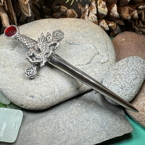 Load image into Gallery viewer, Welsh Dragon Kilt Pin
