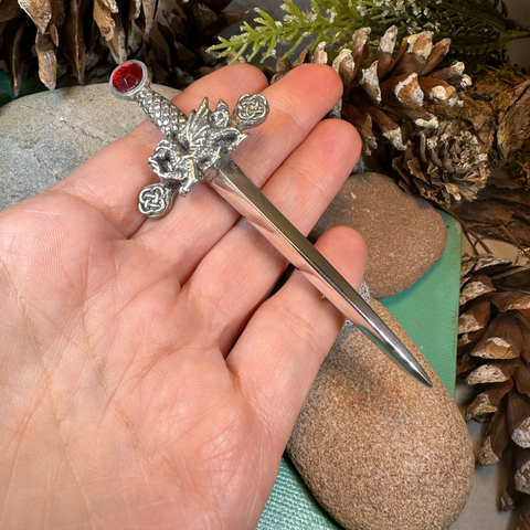 Load image into Gallery viewer, Welsh Dragon Kilt Pin
