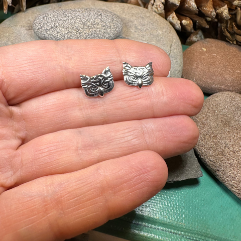 Load image into Gallery viewer, Lyssie Owl Stud Earrings
