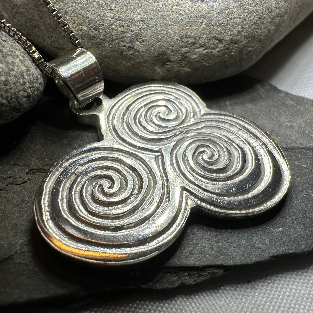 Artisan Newgrange Triple Spiral Necklace – Celtic Crystal Design