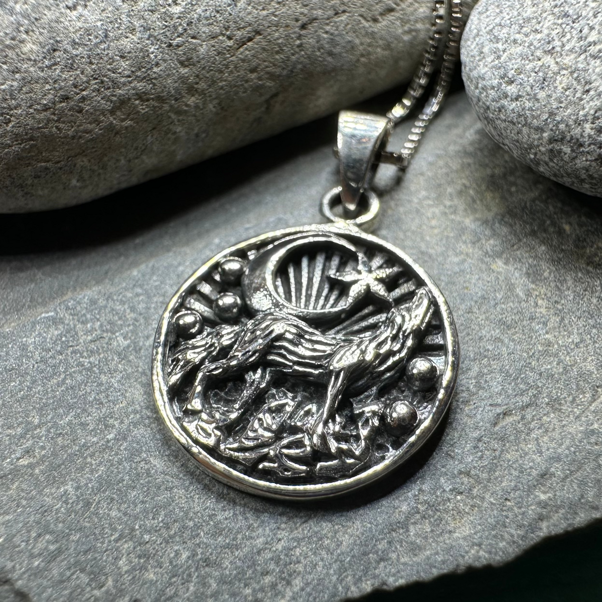 Oíche Wolf Necklace in sterling silver