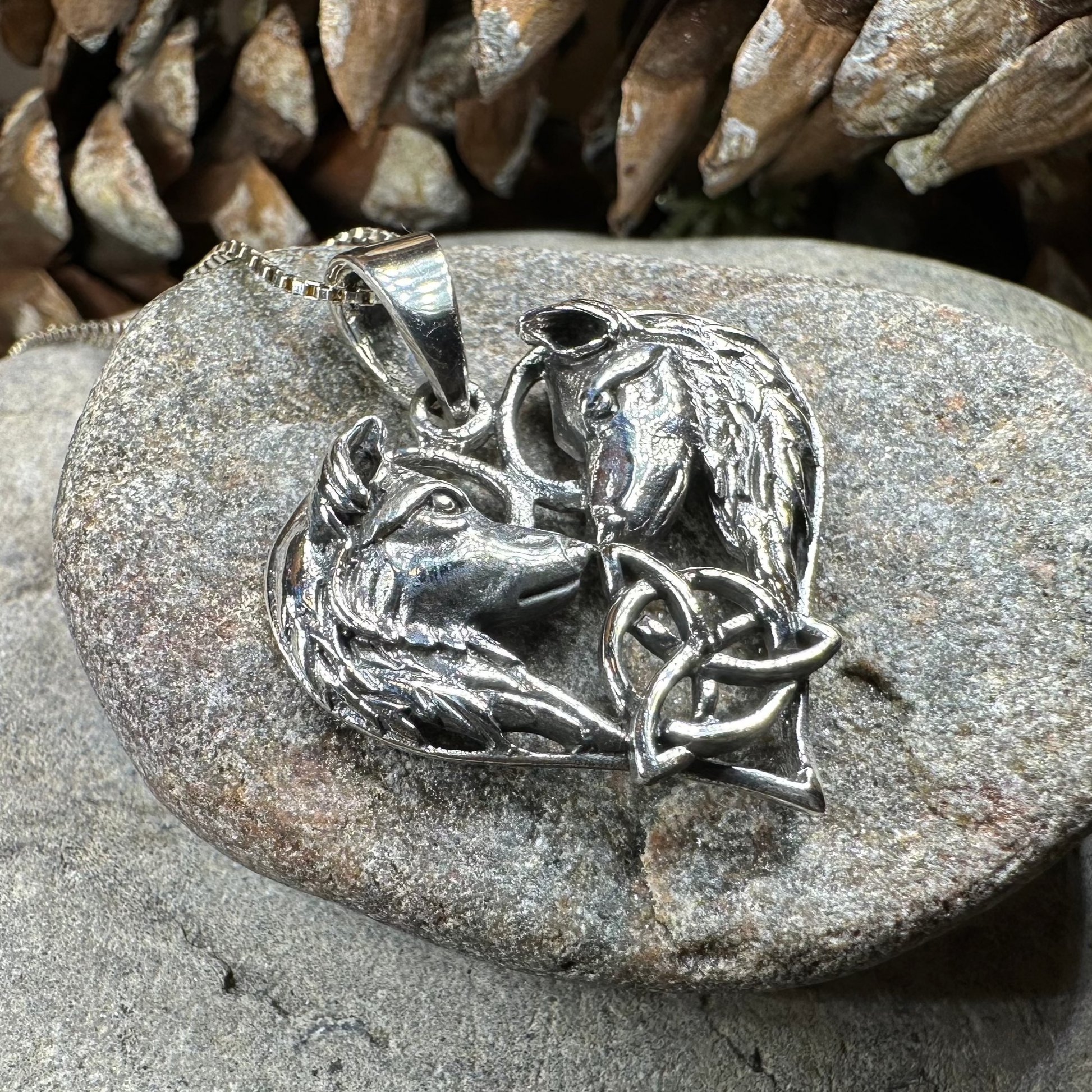 Wolf Lovers Necklace — view 7