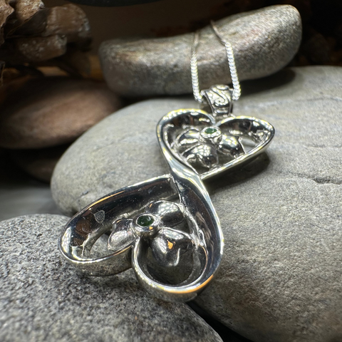 Load image into Gallery viewer, Shamrock Infinity Necklace
