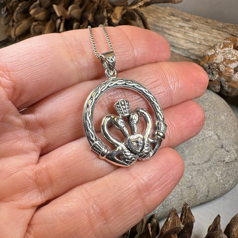 Load image into Gallery viewer, Celtic Swan Claddagh Necklace in Sterling Silver
