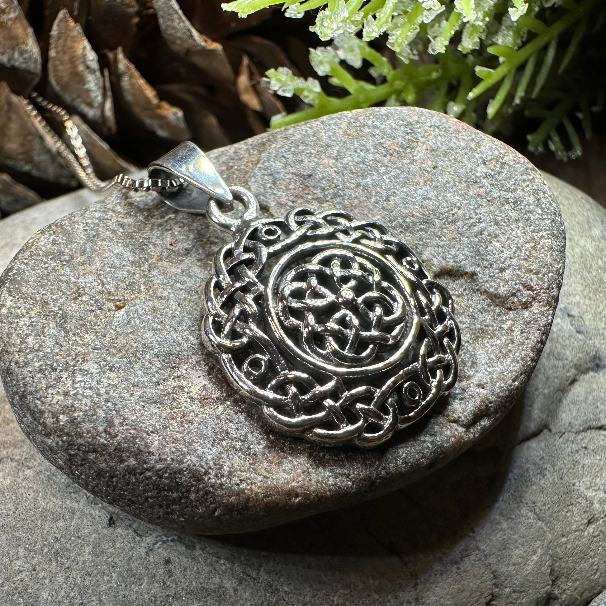 Laidley Celtic Knot Necklace in sterling silver