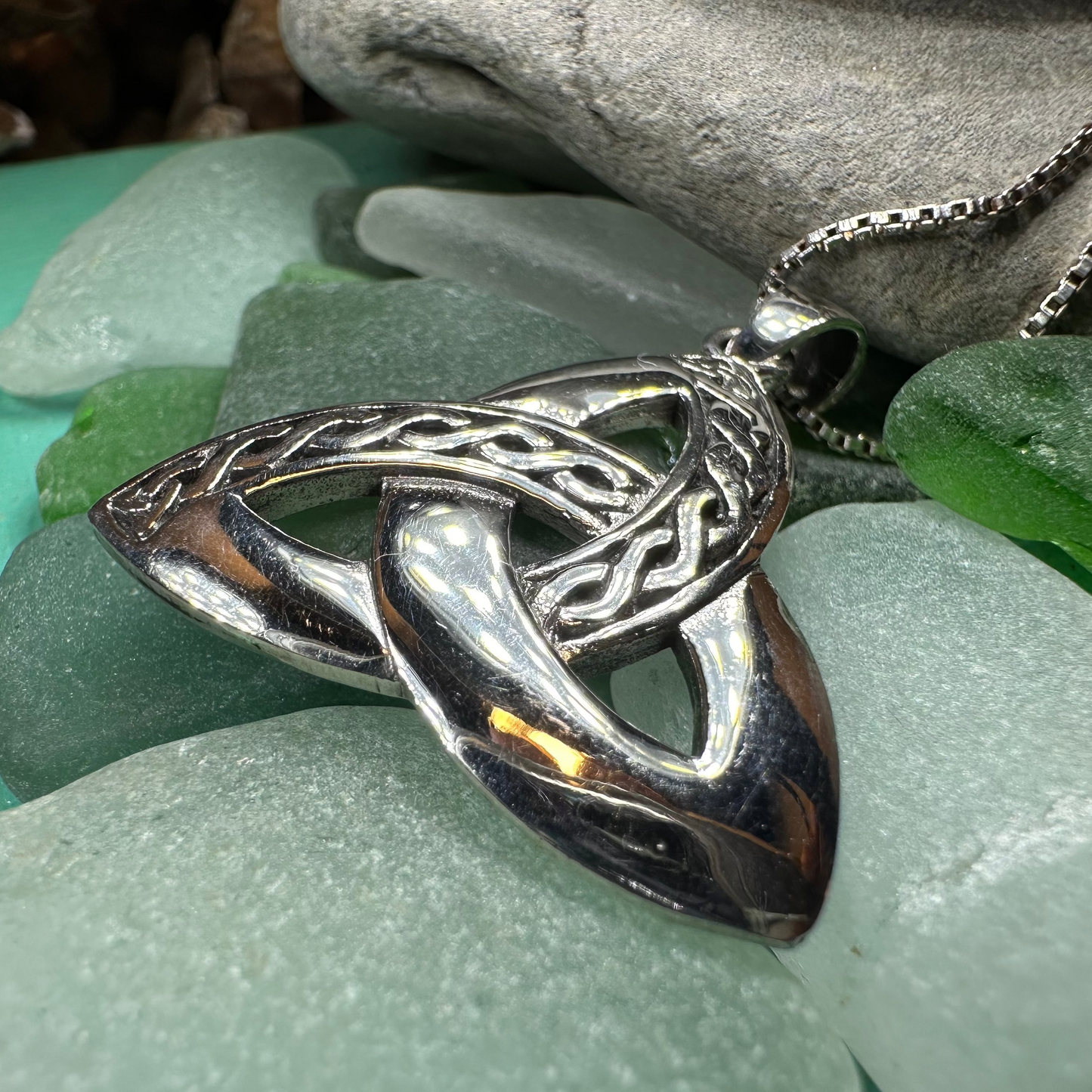 Vafara Triquetra Knot Necklace — view 5