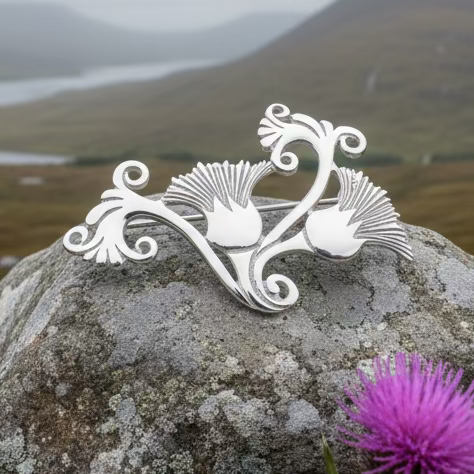 Load image into Gallery viewer, Shetland Isles Thistle Brooch - Handmade in Scotland
