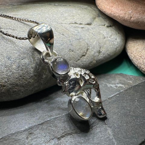 Load image into Gallery viewer, Fionn's Salmon of Knowledge Necklace
