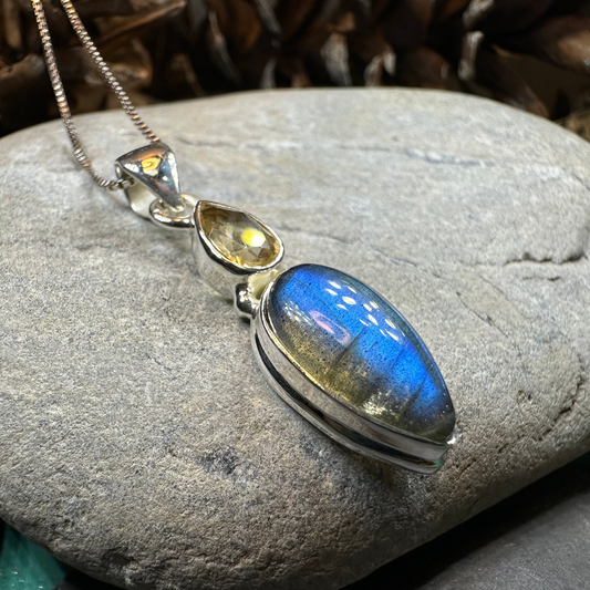 Briony Labradorite Necklace in Sterling Silver — view 11