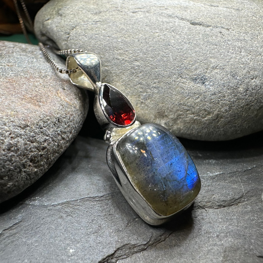 Briony Labradorite Necklace in Sterling Silver — view 3