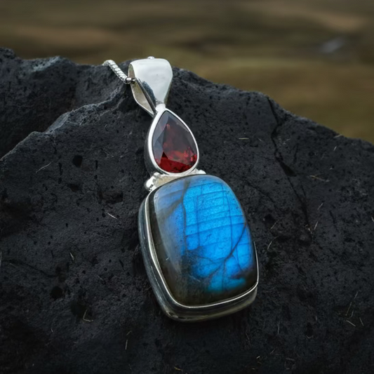 Briony Labradorite Necklace in Sterling Silver