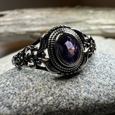 Load image into Gallery viewer, Romantic Celtic Knot Ring in Sterling Silver
