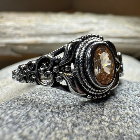 Load image into Gallery viewer, Romantic Celtic Knot Ring in Sterling Silver
