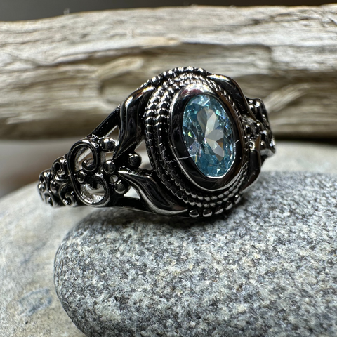 Load image into Gallery viewer, Romantic Celtic Knot Ring in Sterling Silver

