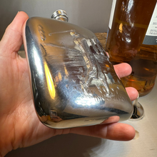 Load image into Gallery viewer, Scottish Golfer Pewter Hip Flask
