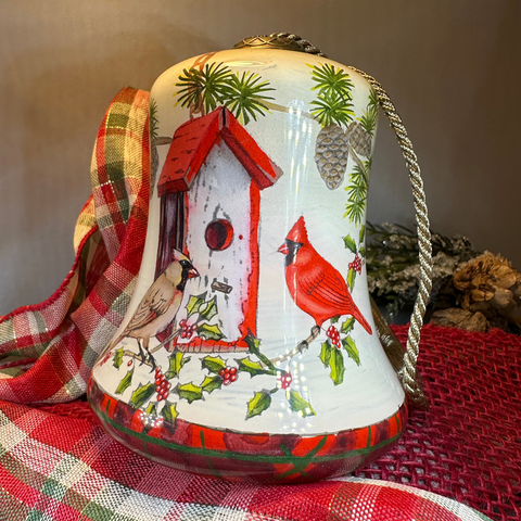 Load image into Gallery viewer, Scottish Home Tweet Home Cardinals Ornament
