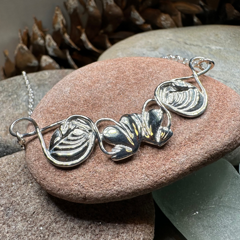 Load image into Gallery viewer, Mackintosh Leaves  Necklace - Made in Scotland
