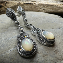 Load image into Gallery viewer, Maeve Celtic Knot Earrings
