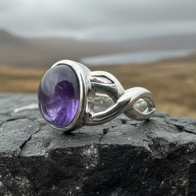 Marianne Celtic Knot Amethyst Ring