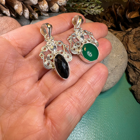 Load image into Gallery viewer, Mirra Owl Necklace in Sterling Silver
