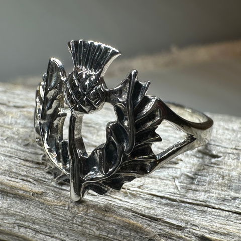 Load image into Gallery viewer, Finovan Scottish Thistle Ring in Sterling Silver
