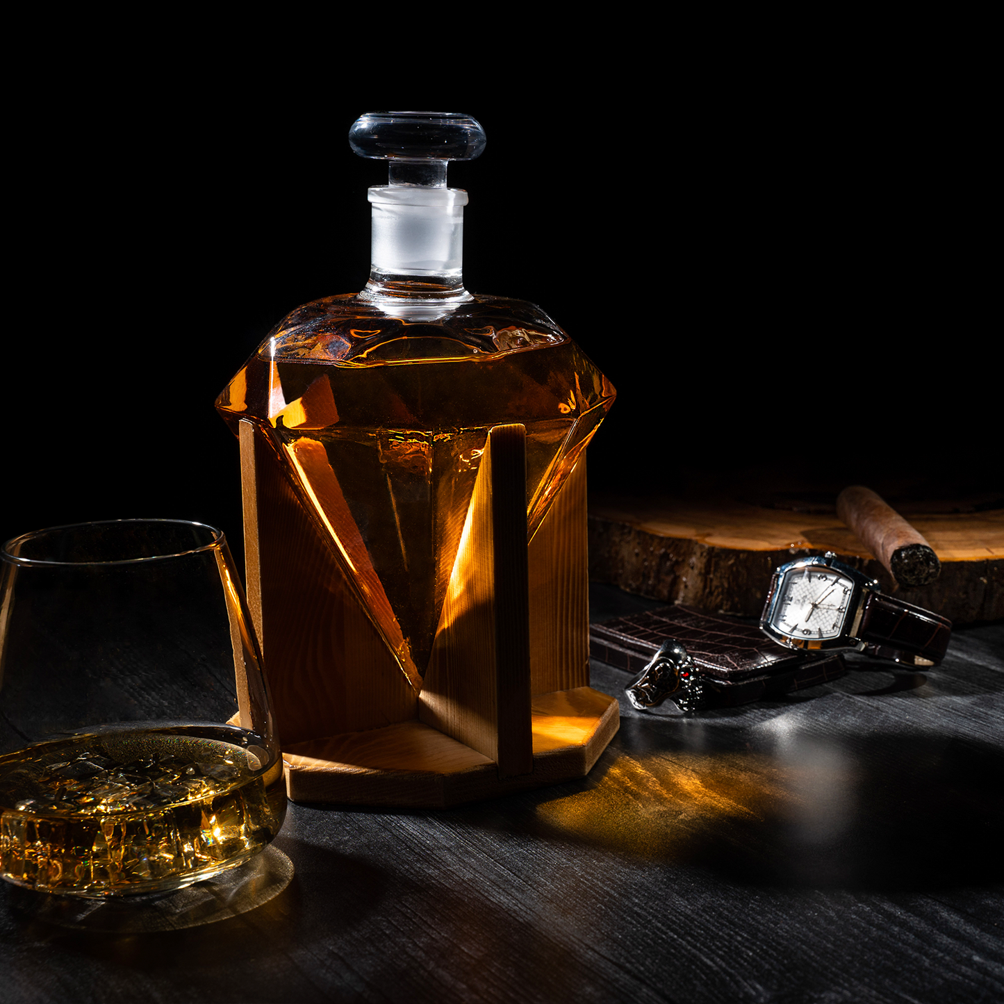 Diamond Decanter Premium Barware Gift with Mahogany Base