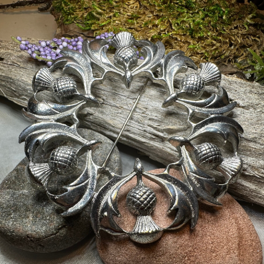 Thistle Tartan Brooch - Handmade in Scotland