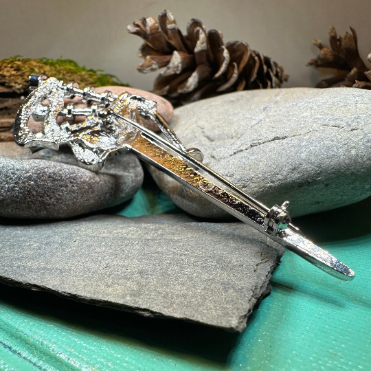 Bagpipes Kilt Pin — view 7