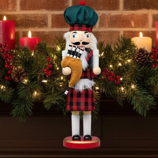 Scottish Bagpiper Nutcracker