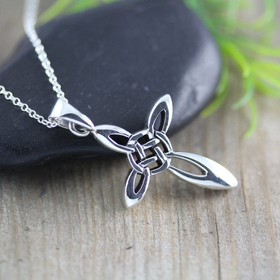 Celtic cross jewelry.