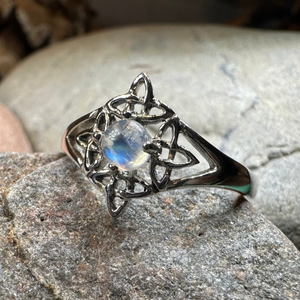 Celtic Starshine Moonstone Ring