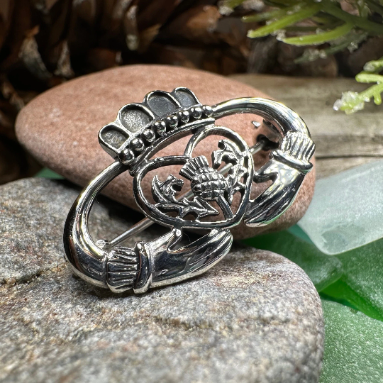 Claddagh Thistle Brooch — view 4