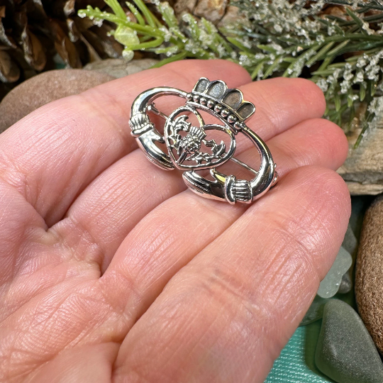 Claddagh Thistle Brooch — view 2