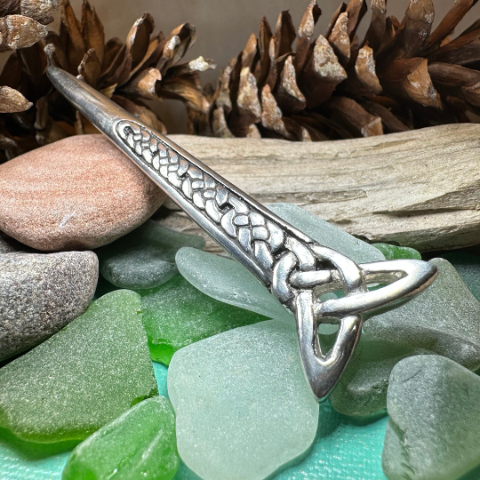 Pewter Celtic Knot Kilt Pin — view 2