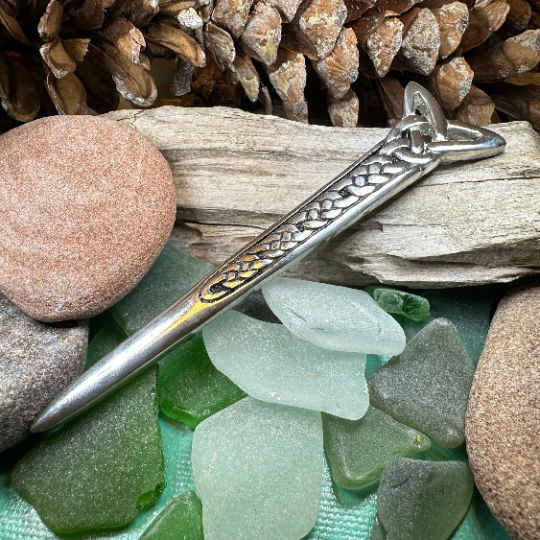 Pewter Celtic Knot Kilt Pin — view 6