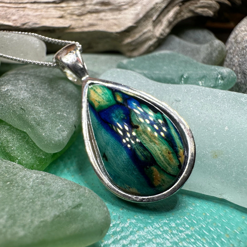 Load image into Gallery viewer, Heathergems Edith Scottish Necklace - Handmade in Scotland
