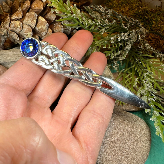 Overton Celtic Knot Kilt Pin — view 7