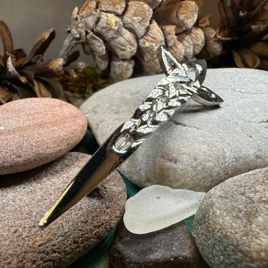 Classic Celtic Knot Kilt Pin — view 5