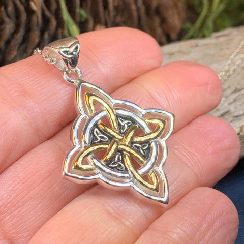 Load image into Gallery viewer, Classic Quaternary Knot Necklace in Sterling Silver

