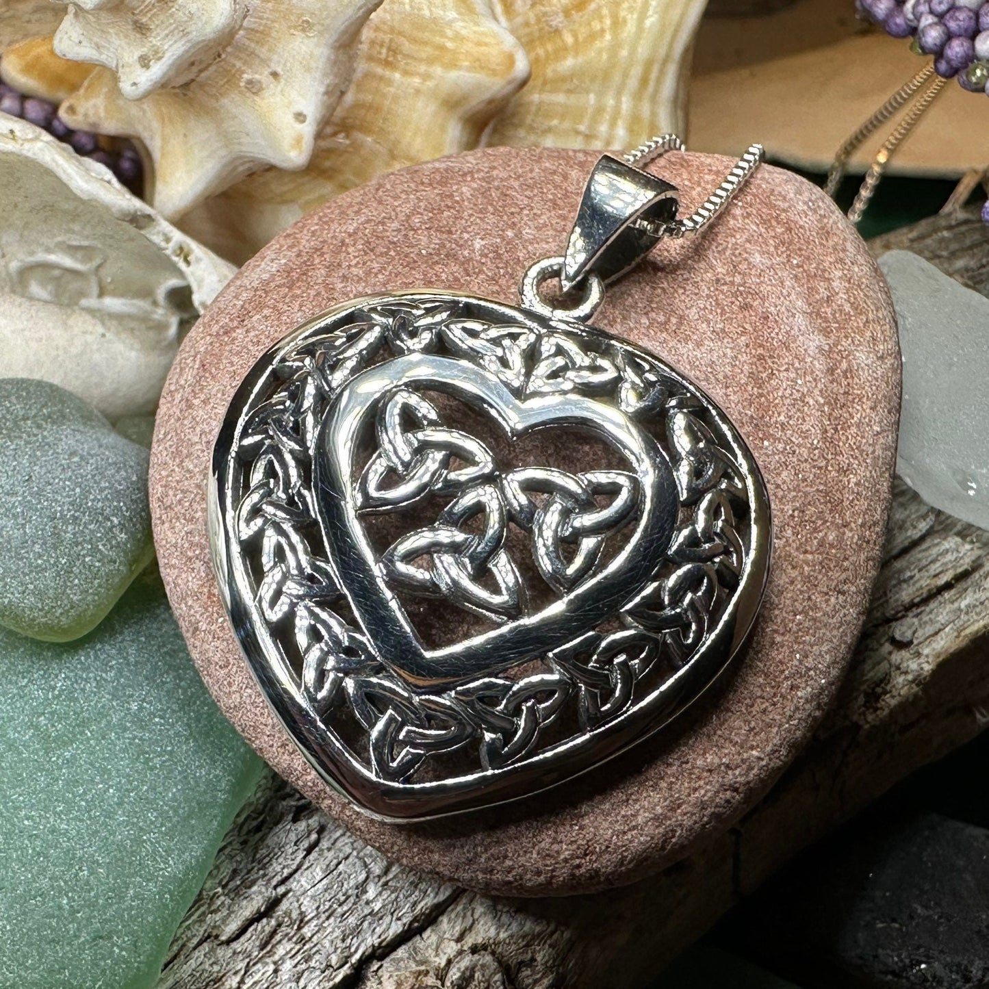 Heart Necklace, Celtic Pendant, Irish Jewelry, Silver Heart Jewelry, Trinity Knot Jewelry, Mom Gift, Anniversary Gift, Scotland Jewelry