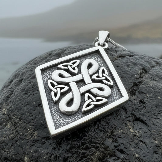 Celtic Quaternary Knot Necklace
