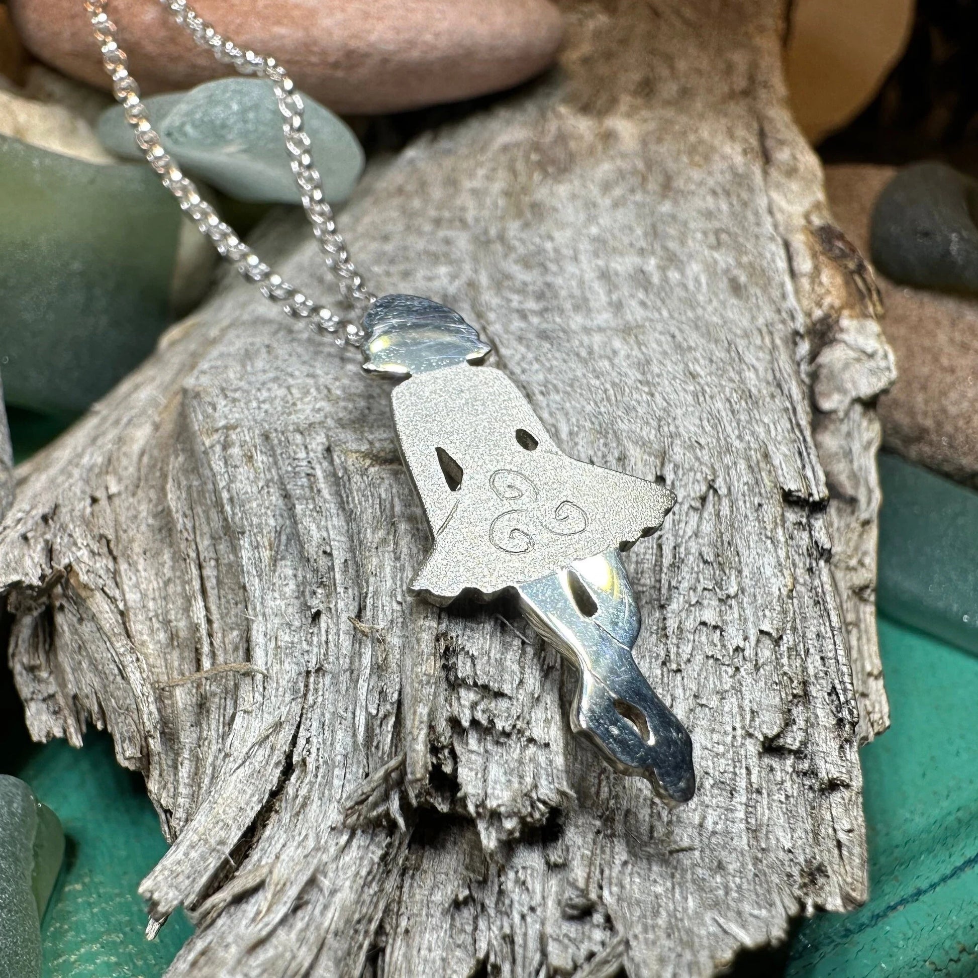 Triskele Irish Dancer Necklace — view 3